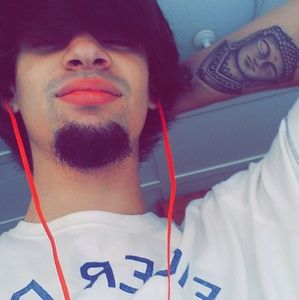 Meet your Posher, Zach